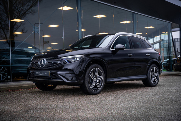 Mercedes-Benz GLC 400e 4MATIC Sport Edition AMG ** Panodak ** Trekhaak ** NL auto!! NP 80K ** Rijbereik tot 130km (WLTP)