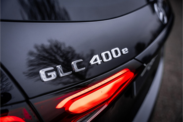 Mercedes-Benz GLC 400e 4MATIC Sport Edition AMG ** Panodak ** Trekhaak ** NL auto!! NP 80K ** Rijbereik tot 130km (WLTP)