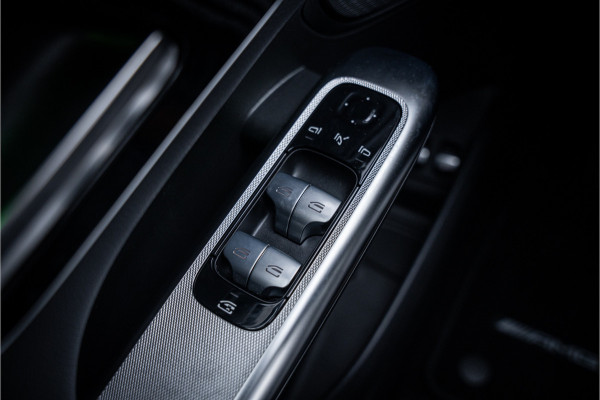 Mercedes-Benz GLC 400e 4MATIC Sport Edition AMG ** Panodak ** Trekhaak ** NL auto!! NP 80K ** Rijbereik tot 130km (WLTP)