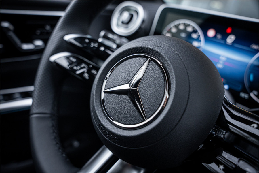 Mercedes-Benz GLC 400e 4MATIC Sport Edition AMG ** Panodak ** Trekhaak ** NL auto!! NP 80K ** Rijbereik tot 130km (WLTP)