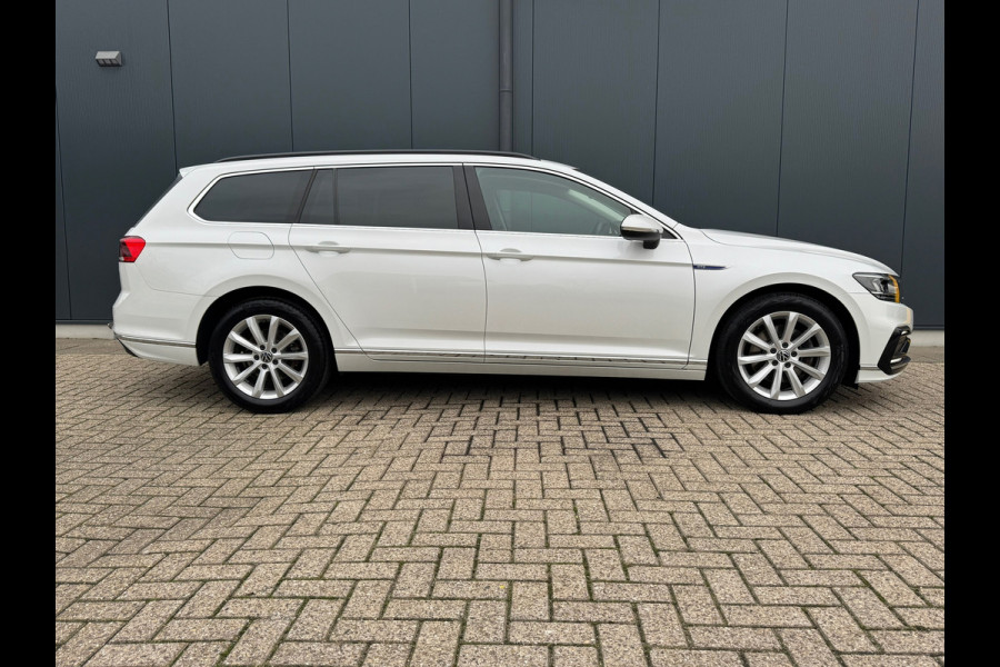 Volkswagen Passat Variant 1.4 TSI PHEV GTE * Trekhaak * Camera * Stuurverwarming * Massage *