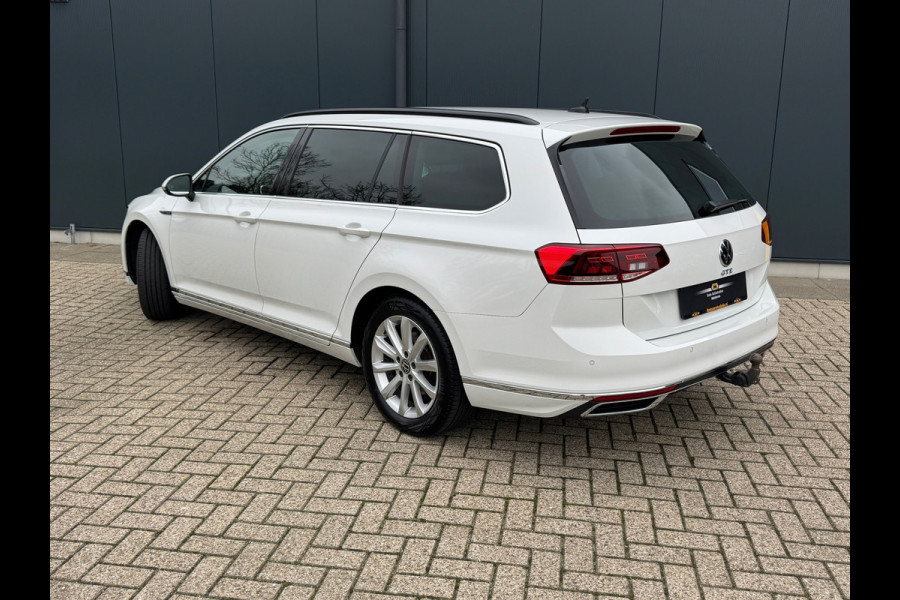 Volkswagen Passat Variant 1.4 TSI PHEV GTE * Trekhaak * Camera * Stuurverwarming * Massage *