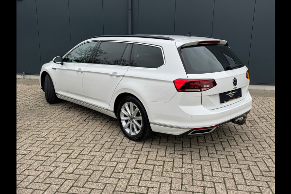 Volkswagen Passat Variant 1.4 TSI PHEV GTE * Trekhaak * Camera * Stuurverwarming * Massage *