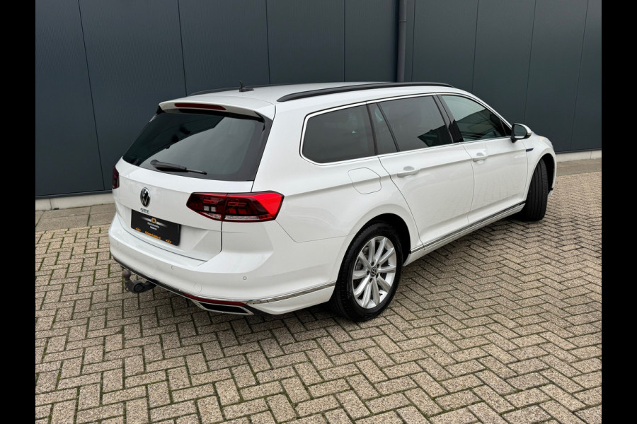 Volkswagen Passat Variant 1.4 TSI PHEV GTE * Trekhaak * Camera * Stuurverwarming * Massage *