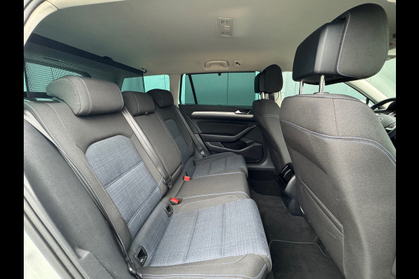 Volkswagen Passat Variant 1.4 TSI PHEV GTE * Trekhaak * Camera * Stuurverwarming * Massage *