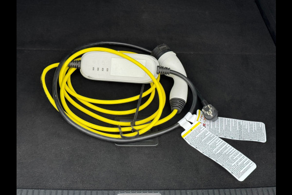 Volkswagen Passat Variant 1.4 TSI PHEV GTE * Trekhaak * Camera * Stuurverwarming * Massage *