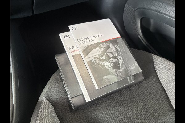 Toyota Aygo X 1.0 VVT-i MT Play 5-drs. CAMERA/CARPLAY/DAB/ADAPT.CRUISE