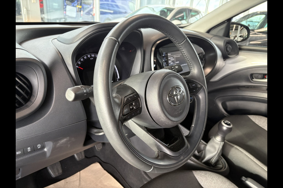 Toyota Aygo X 1.0 VVT-i MT Play 5-drs. CAMERA/CARPLAY/DAB/ADAPT.CRUISE