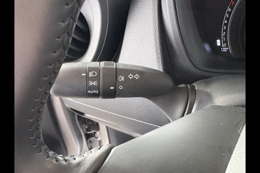 Toyota Aygo X 1.0 VVT-i MT Play 5-drs. CAMERA/CARPLAY/DAB/ADAPT.CRUISE