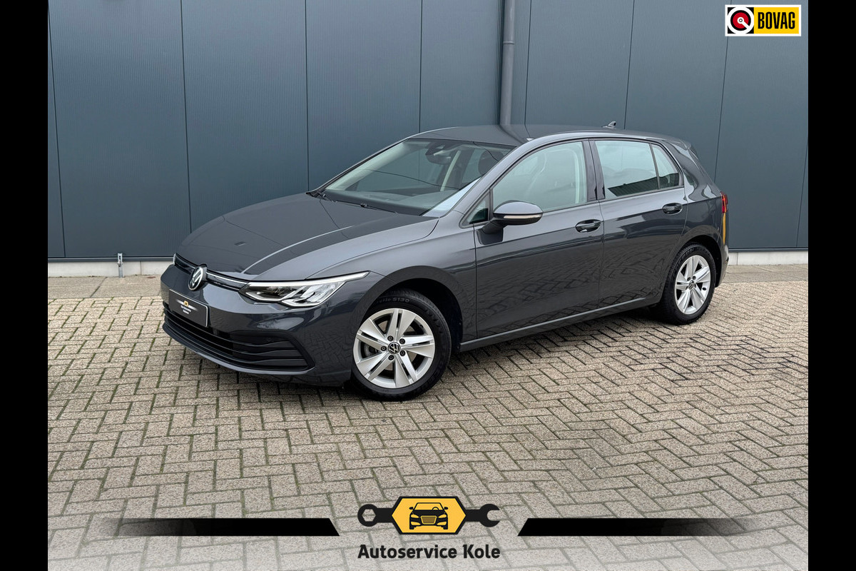Volkswagen Golf 1.0 TSI Life * Carplay * Parkeersensoren * Adaptieve Cruise Control *