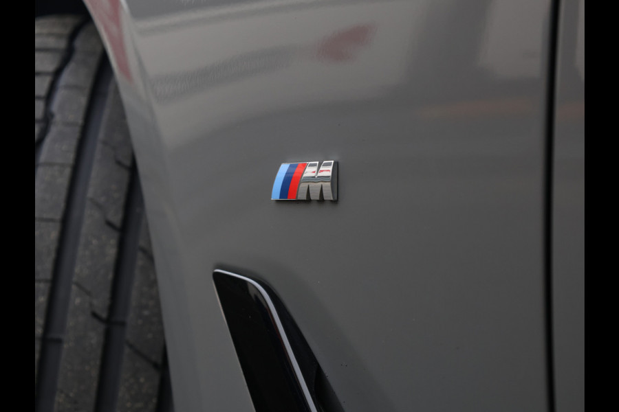 BMW 5 Serie Touring 530i High Executive M-Sport 20inch / Bernina Grau / Pano / Camera / Laser