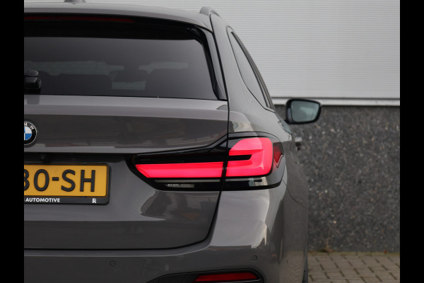 BMW 5 Serie Touring 530i High Executive M-Sport 20inch / Bernina Grau / Pano / Camera / Laser