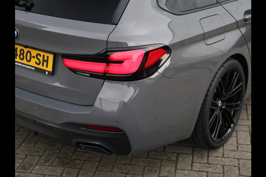 BMW 5 Serie Touring 530i High Executive M-Sport 20inch / Bernina Grau / Pano / Camera / Laser