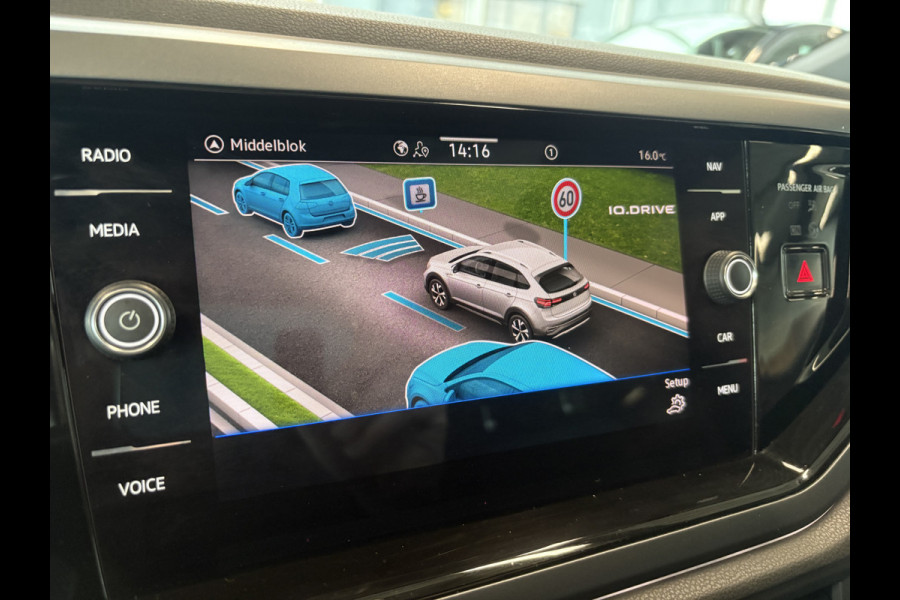 Volkswagen Taigo 1.0 TSi DSG R-Line Business SCHUIFDAK/KEYLESS/CAMERA/18INCH/DODEHOEK/ADAPT.CRUISE