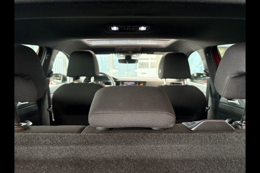 Volkswagen Taigo 1.0 TSi DSG R-Line Business SCHUIFDAK/KEYLESS/CAMERA/18INCH/DODEHOEK/ADAPT.CRUISE