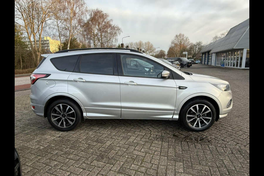 Ford Kuga 1.5 EcoBoost ST Line 150pk Achteruitrijcamera | Bi-Xenon Koplampen | Voorruit verwarming | 2.000kg Trekgewicht