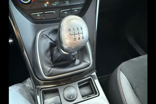 Ford Kuga 1.5 EcoBoost ST Line 150pk Achteruitrijcamera | Bi-Xenon Koplampen | Voorruit verwarming | 2.000kg Trekgewicht