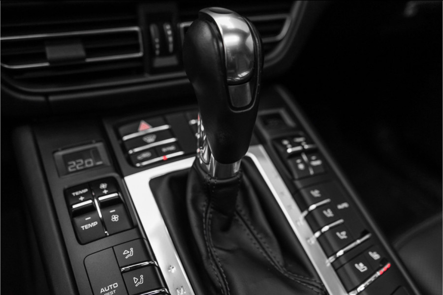 Porsche Macan 2.0 Pano Sport Design & Chrono ACC Bose Luchtvering