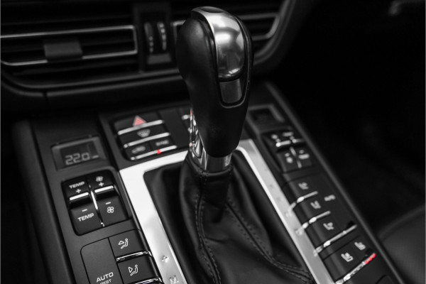 Porsche Macan 2.0 Pano Sport Design & Chrono ACC Bose Luchtvering