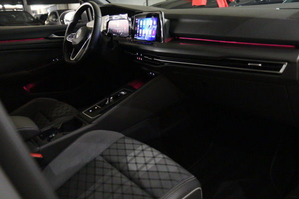 Volkswagen Golf 1.5 eTSI R-Line Business PANO/HK/CAM/CARPLAY/ACC/DCC/VOL