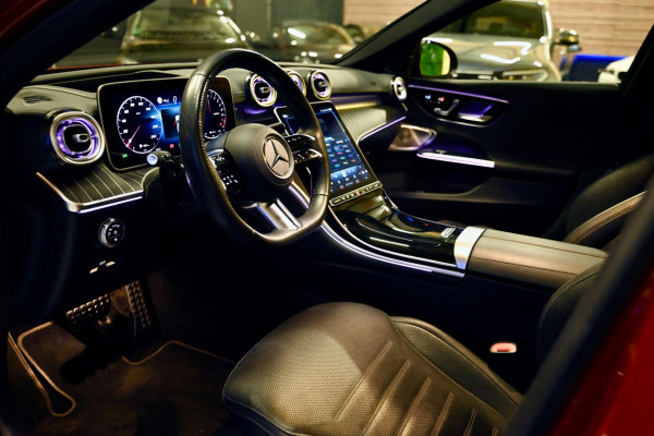 Mercedes-Benz C-Klasse Estate 300 e AMG Line - Stoelventilatie - Memory - Distronic - HUD - Volleer - Stuurverwarming - Trekhaak -