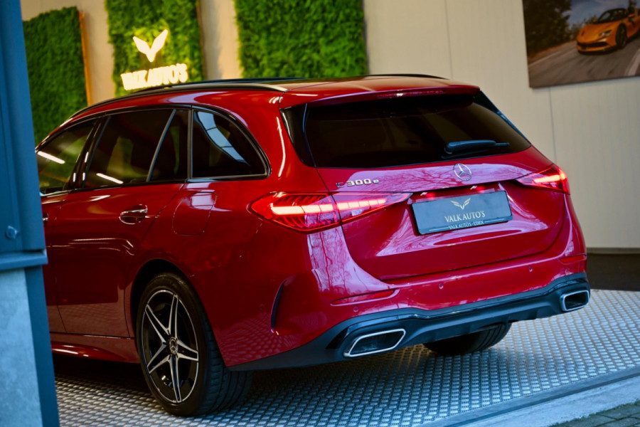 Mercedes-Benz C-Klasse Estate 300 e AMG Line - Stoelventilatie - Memory - Distronic - HUD - Volleer - Stuurverwarming - Trekhaak -