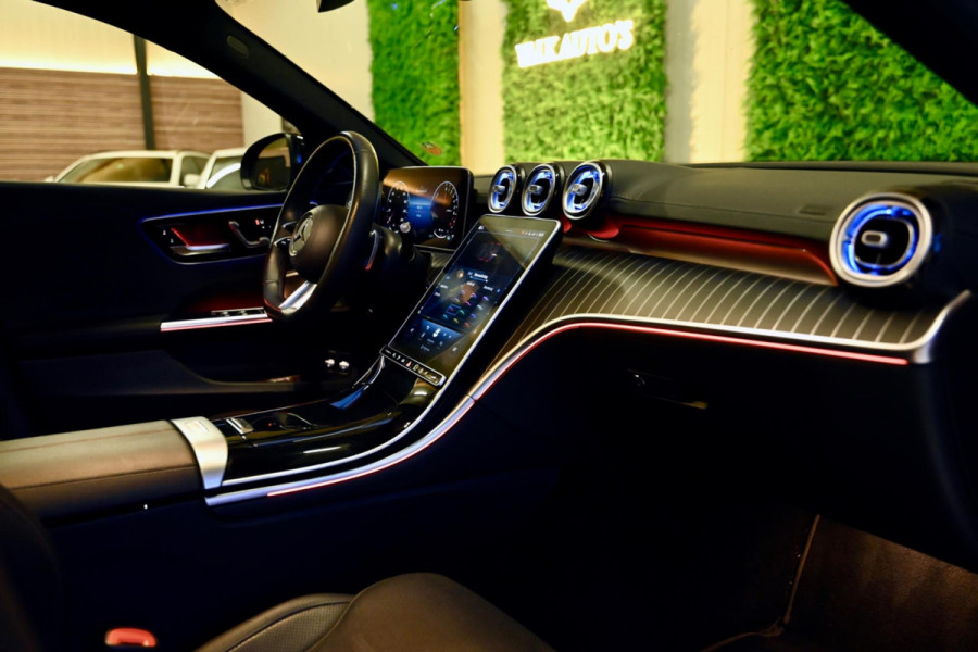 Mercedes-Benz C-Klasse Estate 300 e AMG Line - Stoelventilatie - Memory - Distronic - HUD - Volleer - Stuurverwarming - Trekhaak -