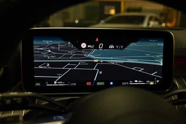 Mercedes-Benz C-Klasse Estate 300 e AMG Line - Stoelventilatie - Memory - Distronic - HUD - Volleer - Stuurverwarming - Trekhaak -