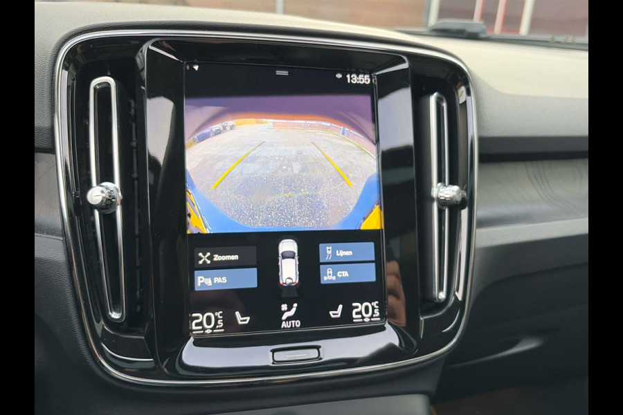 Volvo XC40 1.5 T5 261PK Plug-in hybrid Ultimate Bright SOH 99% | Skyroof | HK audio | A-Camera | Climate Pack | Pilot- Park Assist