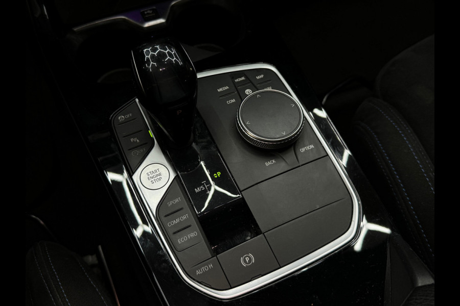 BMW 1-serie 118i High Executive M Sport Pano|M Seat|Sfeer