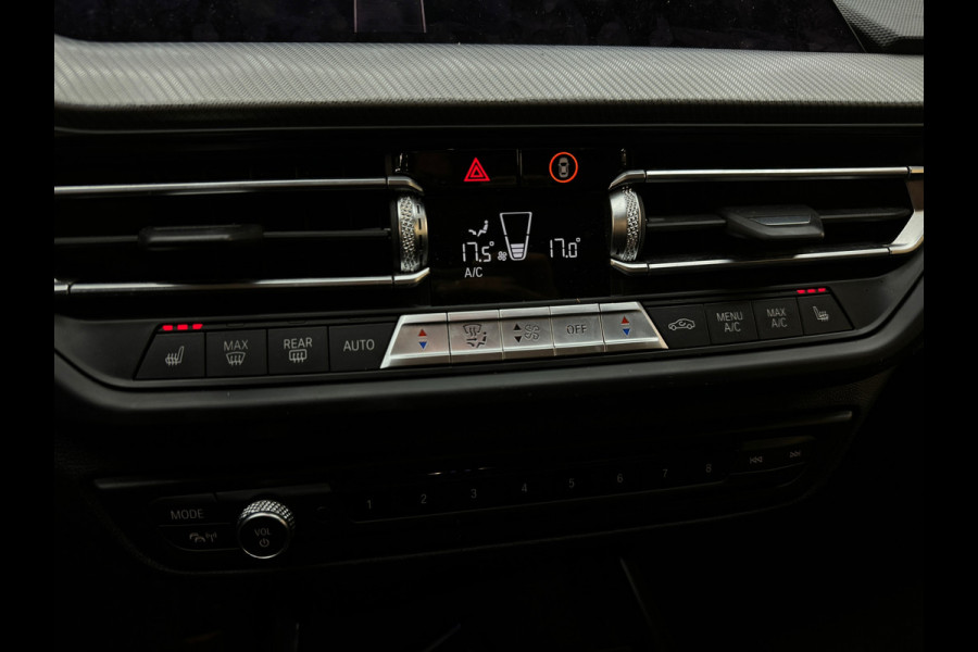 BMW 1-serie 118i High Executive M Sport Pano|M Seat|Sfeer