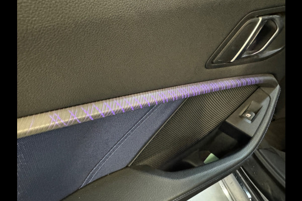 BMW 1-serie 118i High Executive M Sport Pano|M Seat|Sfeer