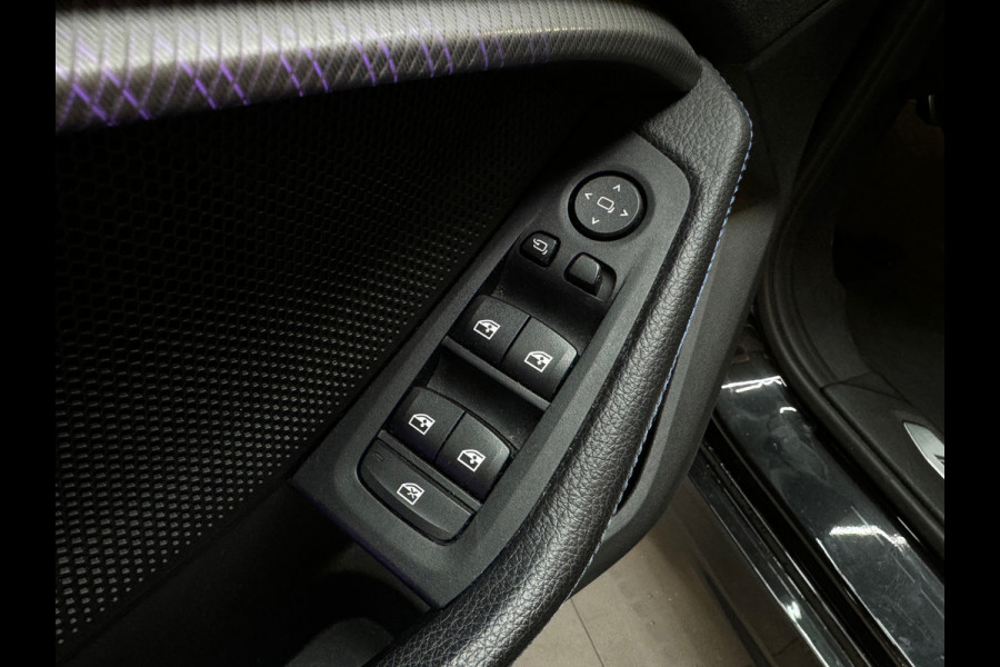 BMW 1-serie 118i High Executive M Sport Pano|M Seat|Sfeer