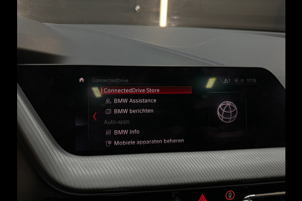 BMW 1-serie 118i High Executive M Sport Pano|M Seat|Sfeer