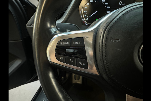 BMW 1-serie 118i High Executive M Sport Pano|M Seat|Sfeer