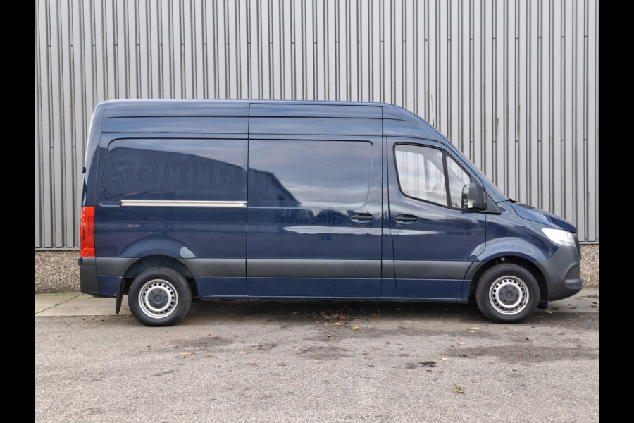 Mercedes-Benz Sprinter 311 CDI GB L2 FWD Functional 3.5T 311 CDI L2H2 / AIRCO / CAMERA / 3 ZITS / DEALER ONDERHOUDEN