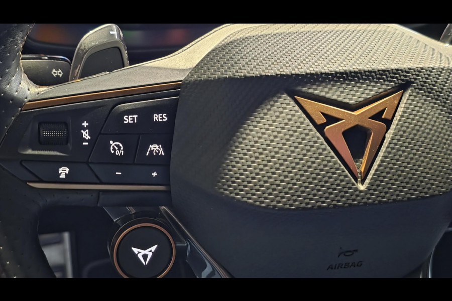 CUPRA Formentor 1.4 e-Hybrid VZ Performance | Panorama | Memory | 360 Camera | Leder