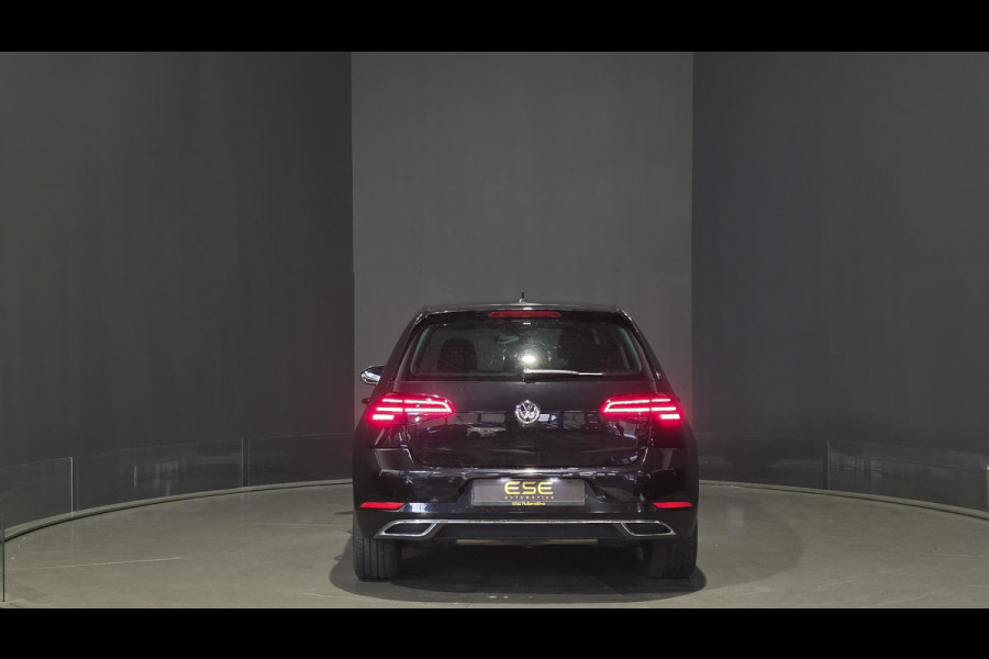 Volkswagen Golf 1.4 TSI Highline Business R | Dsg | Dodehoek | Carplay | Camera