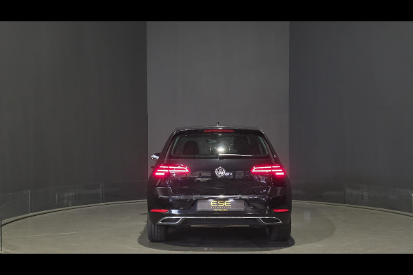 Volkswagen Golf 1.4 TSI Highline Business R | Dsg | Dodehoek | Carplay | Camera