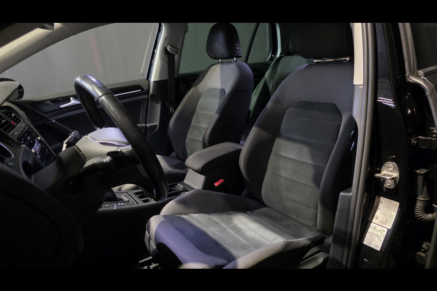 Volkswagen Golf 1.4 TSI Highline Business R | Dsg | Dodehoek | Carplay | Camera