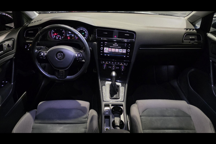 Volkswagen Golf 1.4 TSI Highline Business R | Dsg | Dodehoek | Carplay | Camera