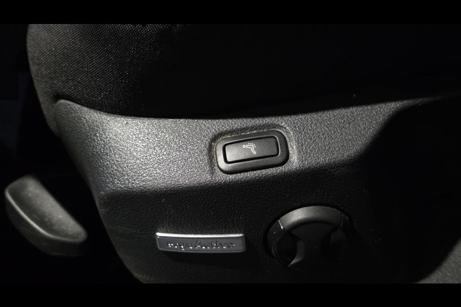 Volkswagen Golf 1.4 TSI Highline Business R | Dsg | Dodehoek | Carplay | Camera