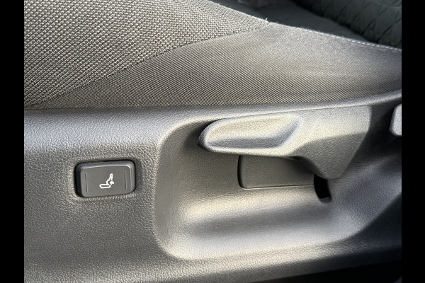 Toyota C-HR 2.0 Hybrid Dynamic | BSM | PDC V+A | Rijklaar!!