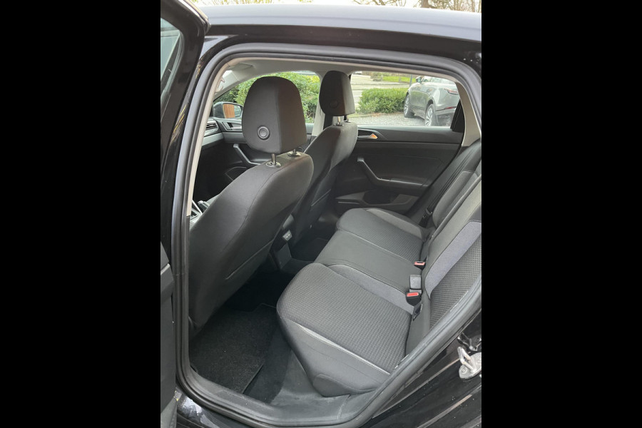 Volkswagen Polo 1.0 TSI Life Business PDC Navigatie ACC Carplay Stoelverw. Climate Control