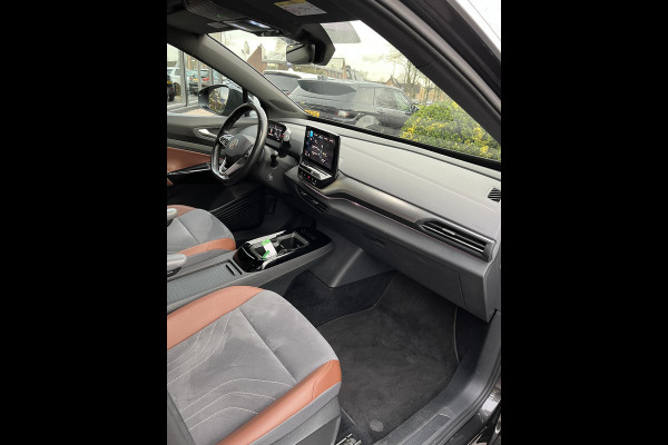 Volkswagen ID.4 First 77 kWh First edition Navigatie Camera Stoelverw.
