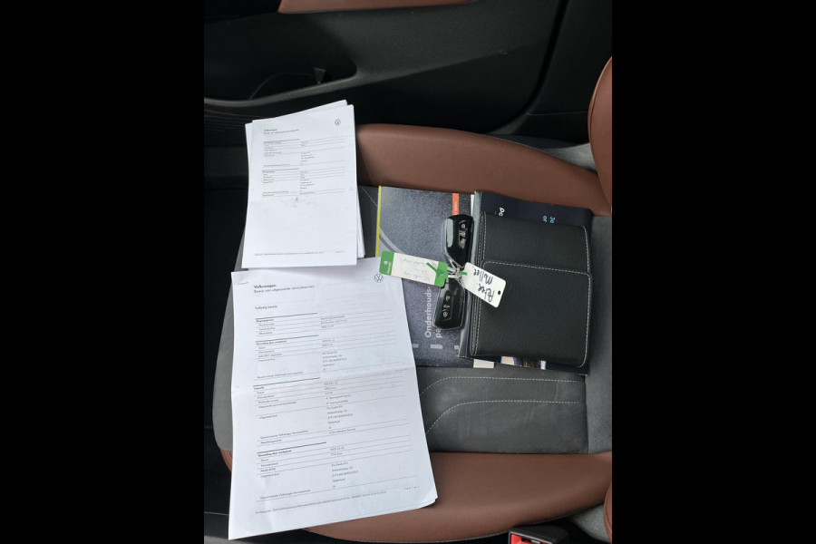 Volkswagen ID.4 First 77 kWh First edition Navigatie Camera Stoelverw.