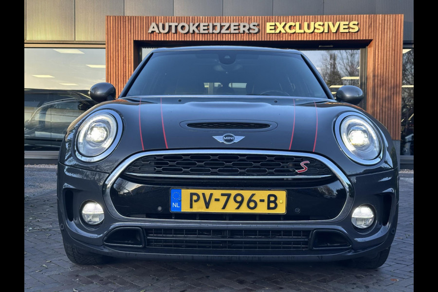MINI Clubman 2.0 Cooper S Chili Serious Business JCW Panoramadak Harman/Kardon Keyless Cruise Stoelverw. John Cooper Works 18''LM