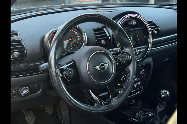 MINI Clubman 2.0 Cooper S Chili Serious Business JCW Panoramadak Harman/Kardon Keyless Cruise Stoelverw. John Cooper Works 18''LM