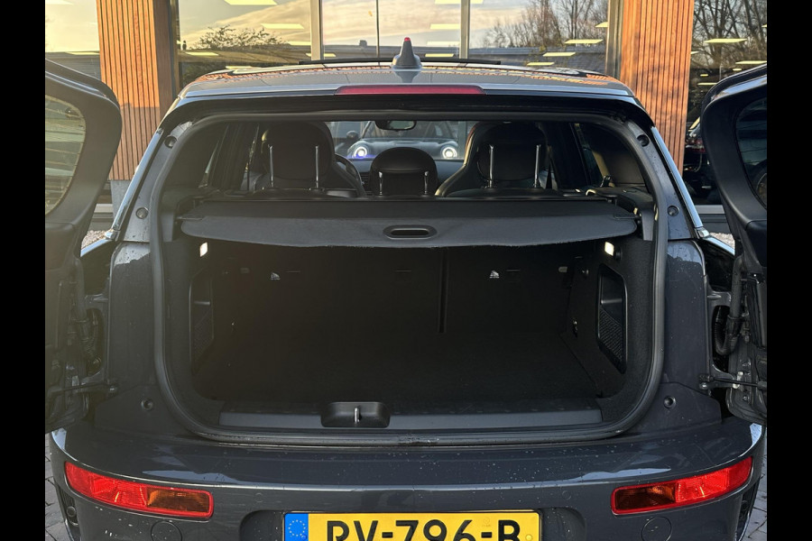 MINI Clubman 2.0 Cooper S Chili Serious Business JCW Panoramadak Harman/Kardon Keyless Cruise Stoelverw. John Cooper Works 18''LM