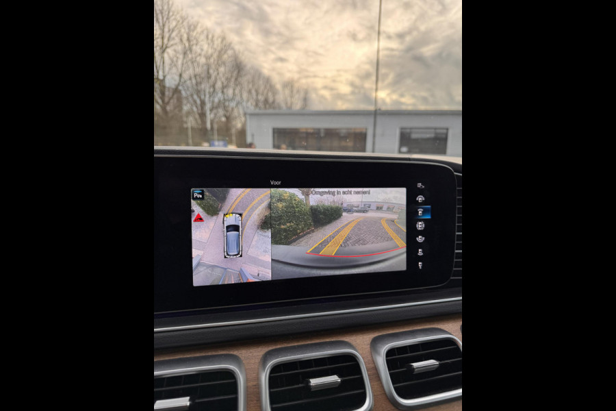 Mercedes-Benz GLE 450 4MATIC Premium Plus AMG Luchtvering Pano Treeplanken Navi Burmeister 22”
